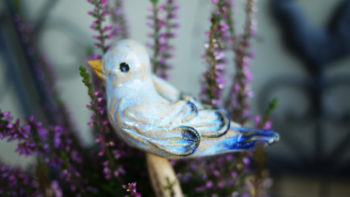 keramický ptáček modrý mrazuvzdorný zápich lucie polanská 1
